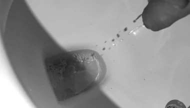 Super slow motion piss