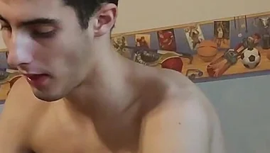 Blowing up a Huge Smiley Balloon While Jerking off