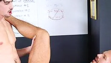 Liev Drills Bossy Bottom Robbie After A Wild Blowjob And A Rough Gay Hookup