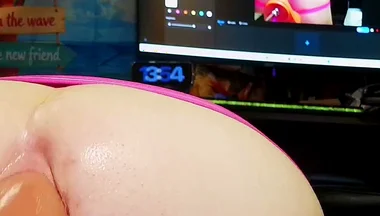 Ranforest-man Showing His Sexy Tight Ass