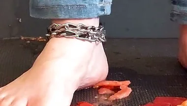 Tomato Feet Sauce