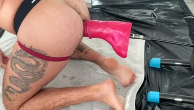 New Unboxing: Sinnovator’s Huge Dildos Destroying My Hole on the Fuck Machine