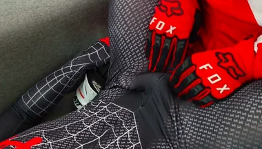 Mx Biker Brought Spider-man to Orgasm and Cum on His Face