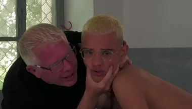 Sean Paris Jesse Murphy Bareback Bench Pounding Threesome With Taylor Gabriel, Sunny Glick And Gabriel Paris