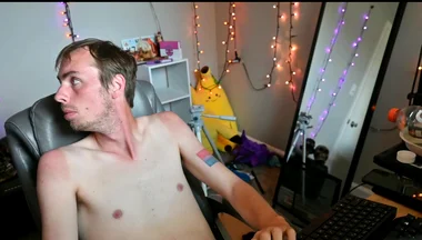 Jerking off While My Bladder Fills