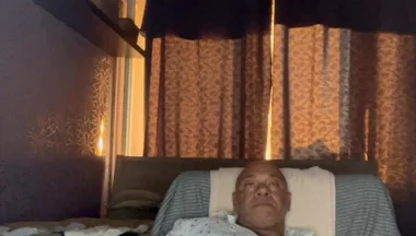 Bodybuilder Solo Homemade Wank