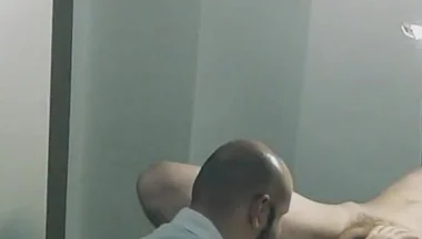 Dan Darkwood has an examination with prof. dr. Marcus Pollack