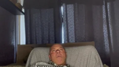 Mr Guru. Sexy Body Builder Wank at Home