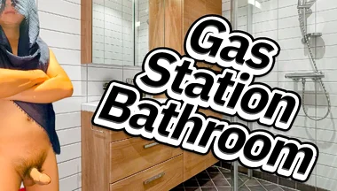 A Military Guy Had a Chance Encounter with Another Military Guy in Gas Station