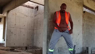 After Work I Went to the Construction Site to Enjoy Myself