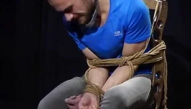Zeus Hardcore Bondage Challenge8