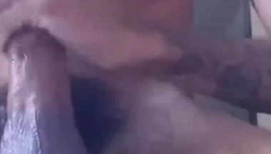 Skinny Pau Grande Enjoys 7 Jets of Milk