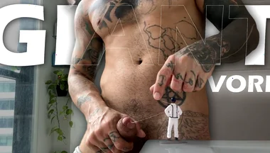 Giant Finishes Exercising and Masturbates in Front of Tiny Human