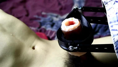 Couldn't Resist the Orgasm of Hard Masturbation! Super Masturbator!