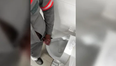 Before Heading Home, a Quickie in the Locker Room