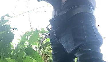 Quick Cum After a Long Walk in the Woods