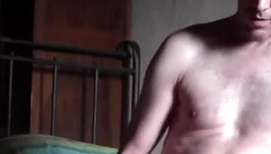 I Jerk Naked on a Friend's Bed