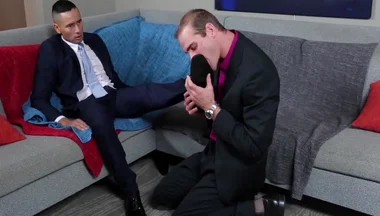 Gabriel Dalesandro And Jonah Marx In X Gentlemens Closet: Undressing Dalesandro