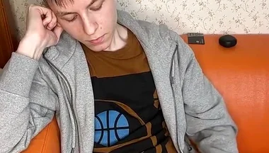 18-year-old's Creamy Dick Burst