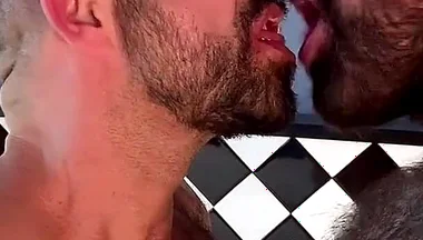 Ferro & Emello