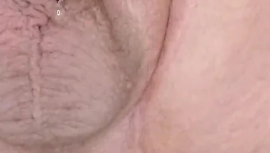 BIG toy anal on the fucking machine!