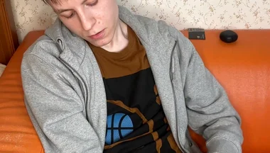 18-year-old's Creamy Dick Burst
