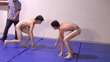Strip Wrestling - Chapter 8