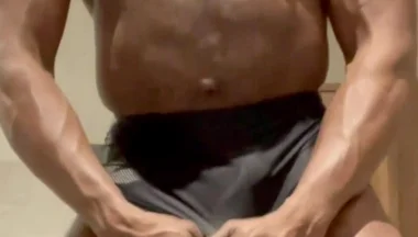 Sexy Black Muscle Stepdad Vibrating Sex Toy Wank