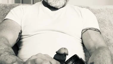 Hot B&w Bate